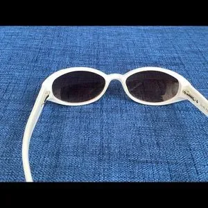 FOSSIL Cat. No. 2 sunglasses.  White frame w rhinestones. Fossil | Accessories | Fossil Cat No 2 Sunglasses White  main image 3